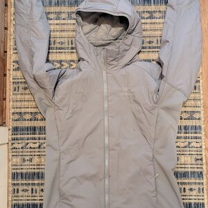 Arc'teryx Atom LT Women's Light Blue Hooded Jacket